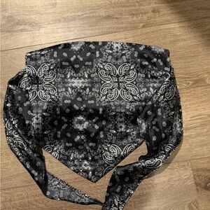 Black and White Bandana Print Scarf